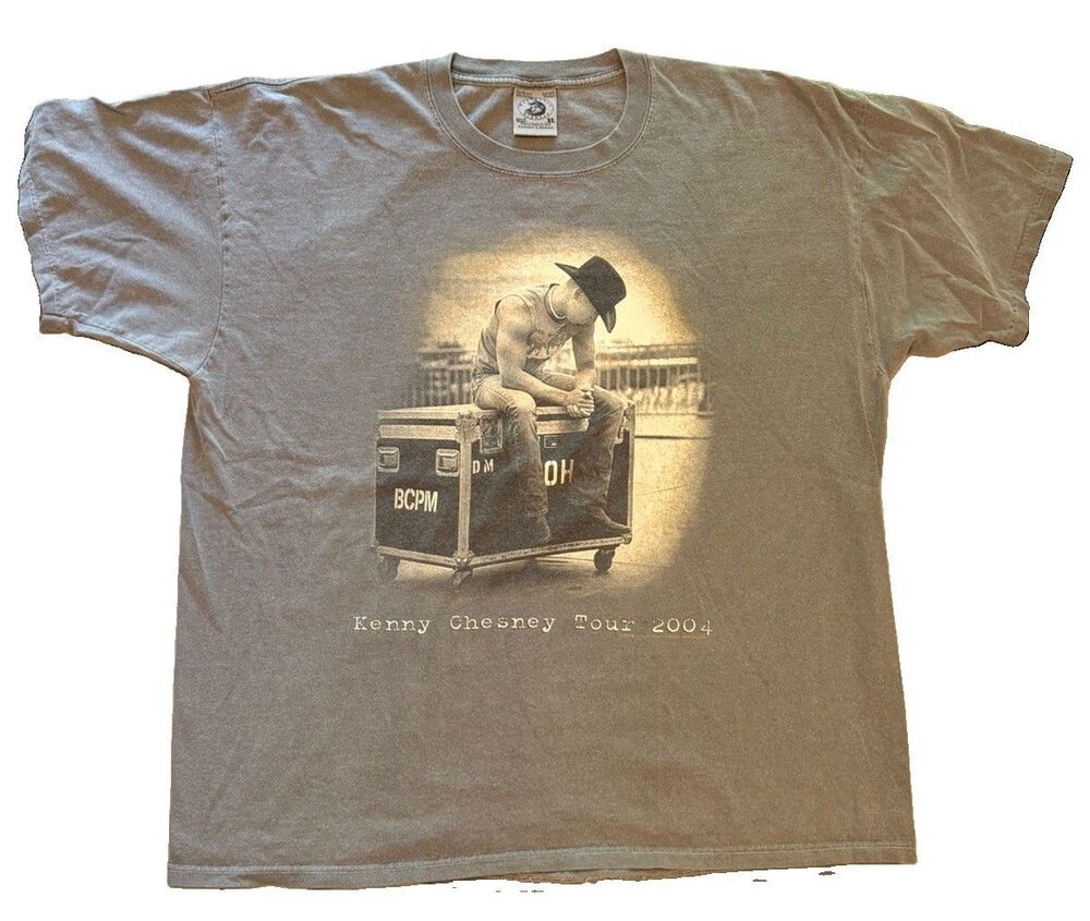 Vintage Y2K Kenny Chesney Tour 2004 Gray T Shirt Size XL